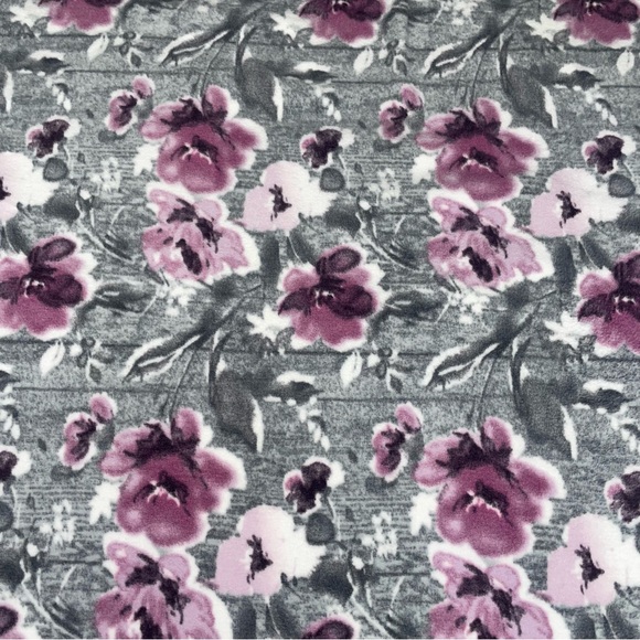 Purple and Gray Floral Handmade Tie Fleece Blanket main image 7